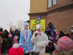 Новогодний праздник Снеговик собирает друзей от детского развивающего центра АЗБУКА