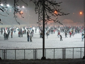 Массовые катания на стадионе Зоркий в январе 2012 года!